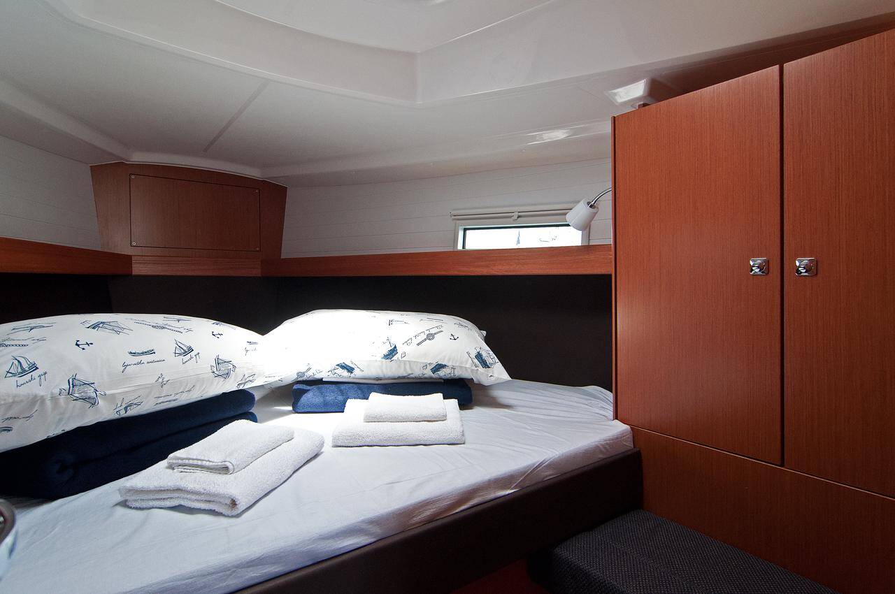 Photo #8 - Bavaria Cruiser 37 - 3 cab. (Adria Nina) en Split - 43122