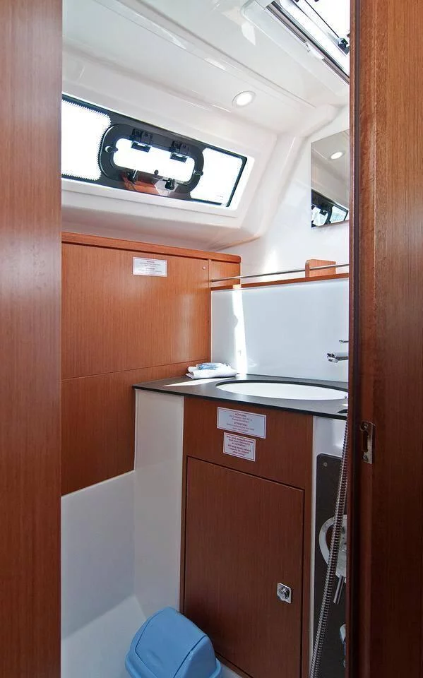 Bavaria Cruiser 37 - 3 cab. (Adria Nina)  - 8