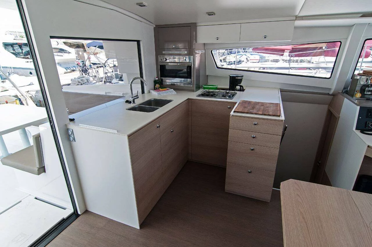 Bali 4.5 - 4 + 2 cab. (Adria Nikita)  - 5