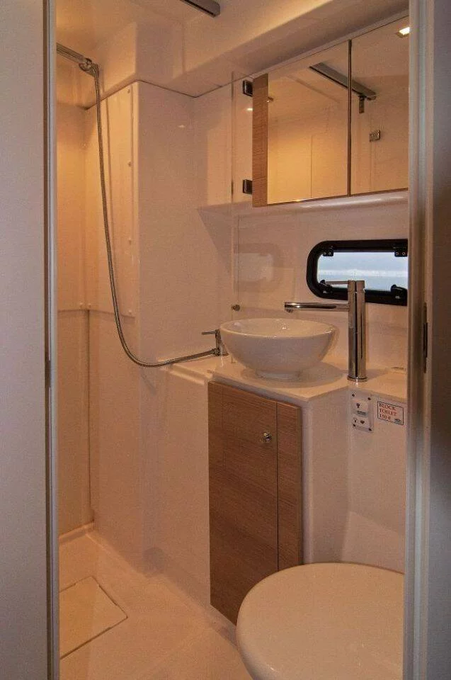 Bali 4.5 - 4 + 2 cab. (Adria Nikita)  - 7