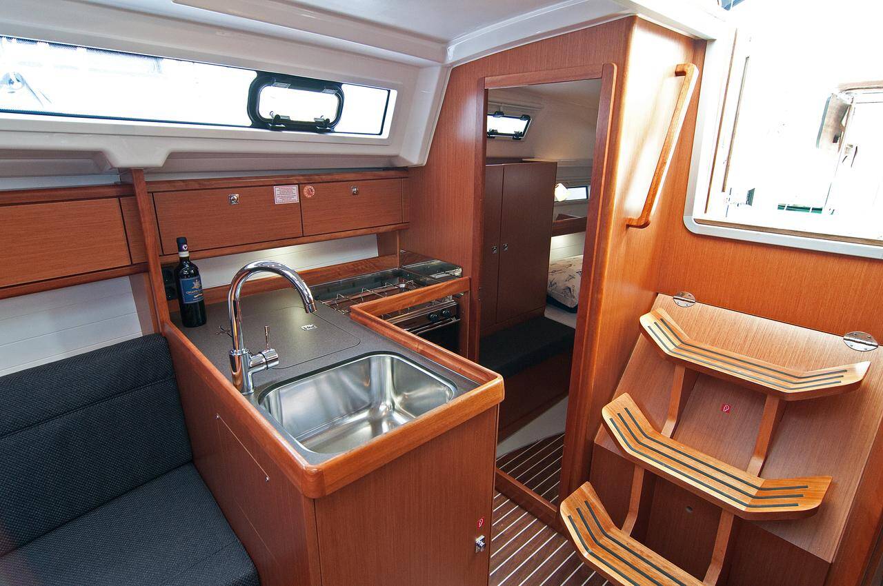 Photo #4 - Bavaria Cruiser 33 (Adria Breeze) in Split - 43127