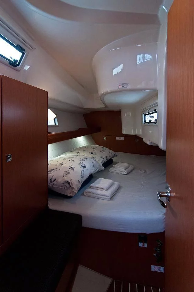 Bavaria Cruiser 33 (Adria Breeze)  - 6