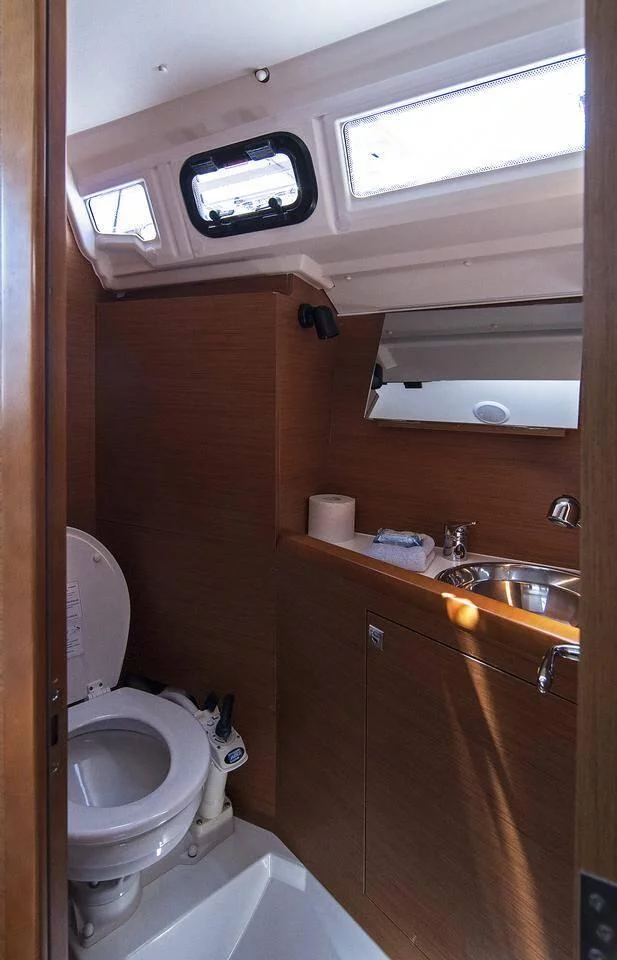 Sun Odyssey 349 (Adria Moon)  - 8
