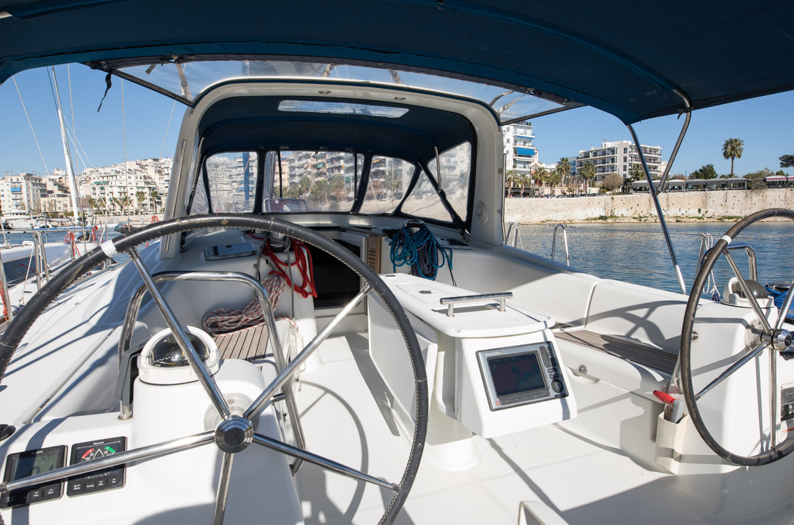 Photo #4 - Oceanis 50 (Vanessa M) in Lefkada - 43132