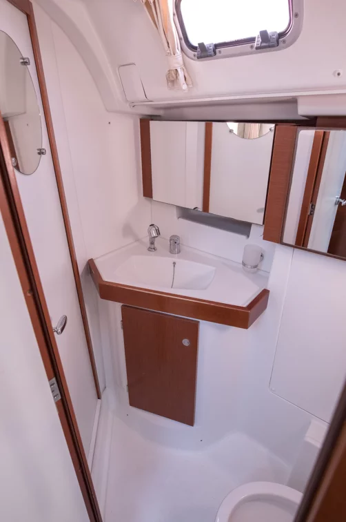 Oceanis 50 (Vanessa M)  - 13