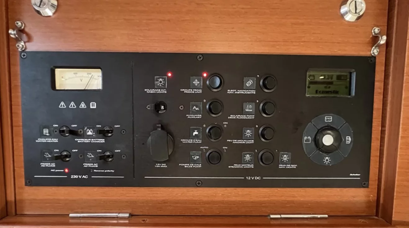 Oceanis 48 - 5 cab. (Skiron)  - 33