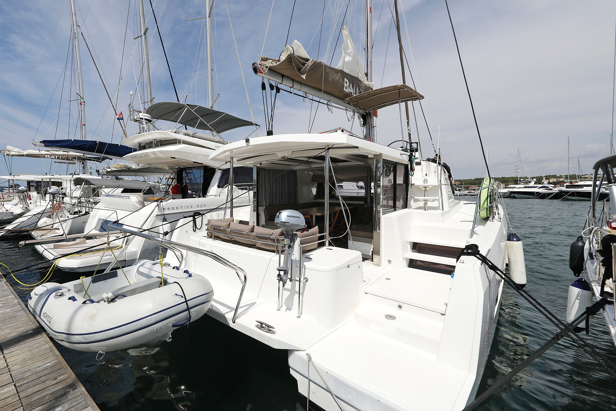 Photo #1 - Bali 4.1 - 4 cab. (Ocean Oasis) in Biograd - 43145