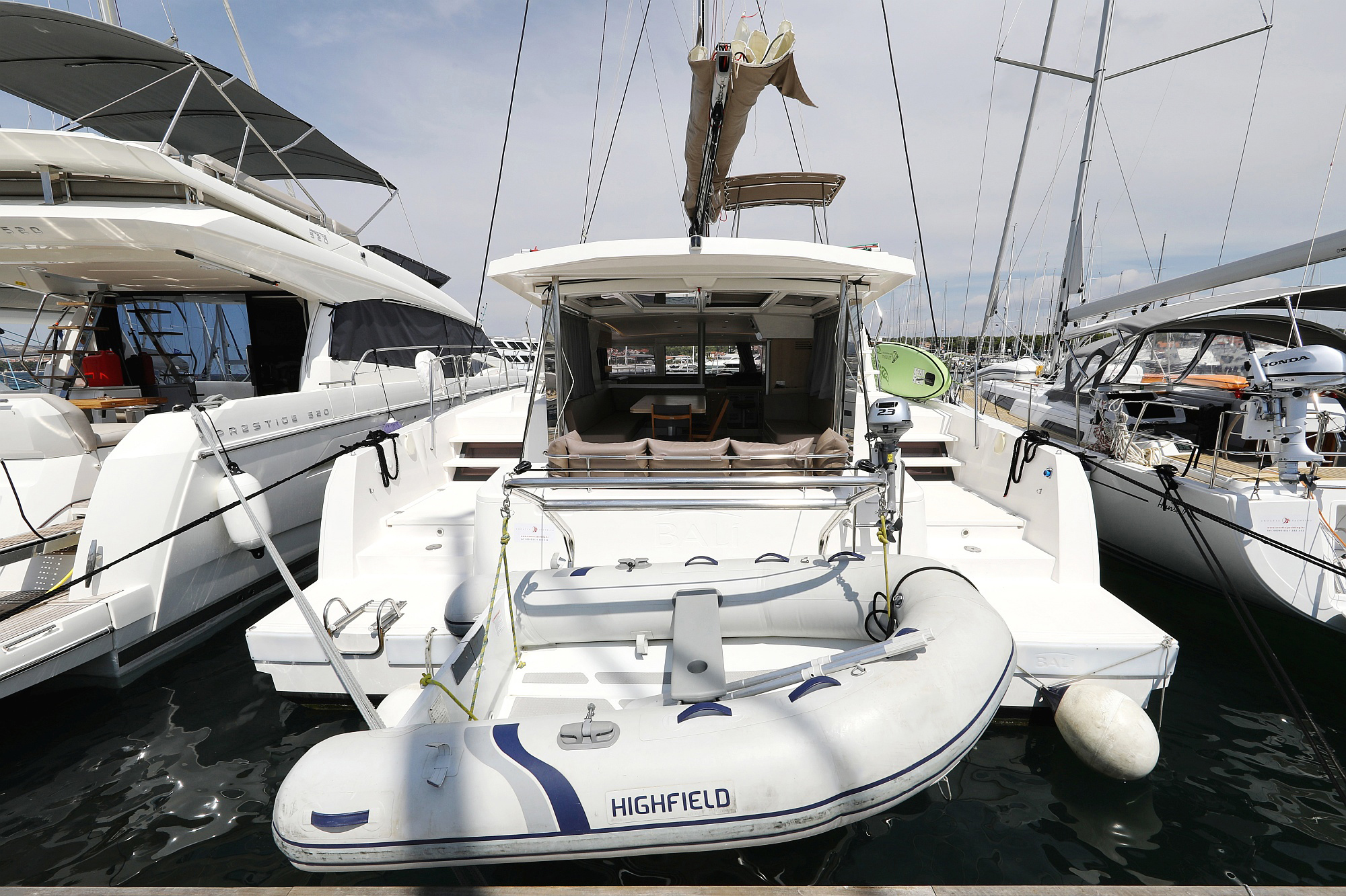 Photo #3 - Bali 4.1 - 4 cab. (Ocean Oasis) in Biograd - 43145