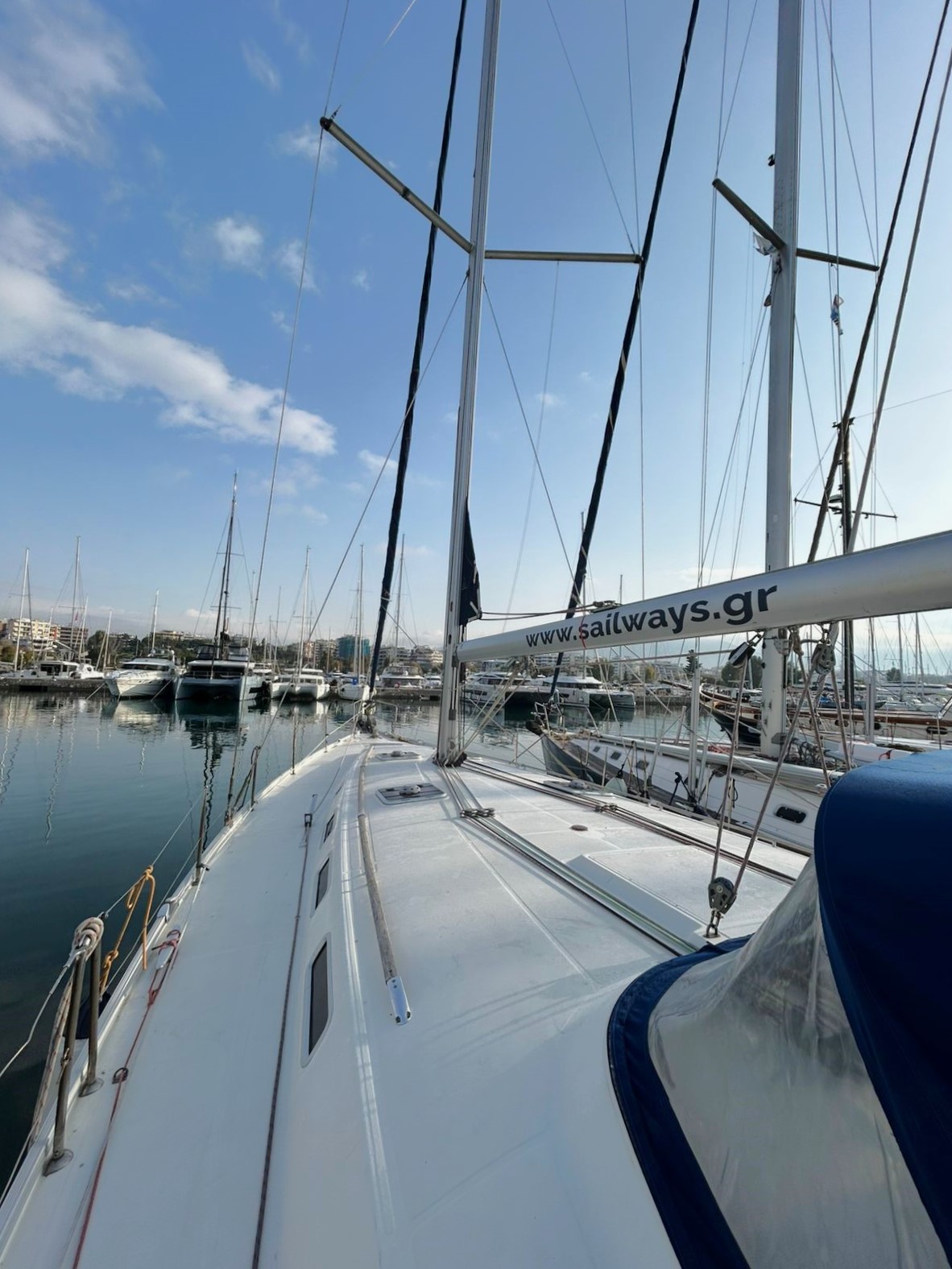 Photo #3 - Cyclades 50.5 - 5 + 1 cab. (Leonidas) en Athènes - 43153