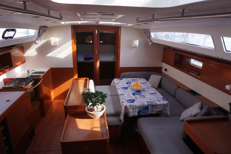 Oceanis 50 Family - 4 cab. (Leandros D)  - 9
