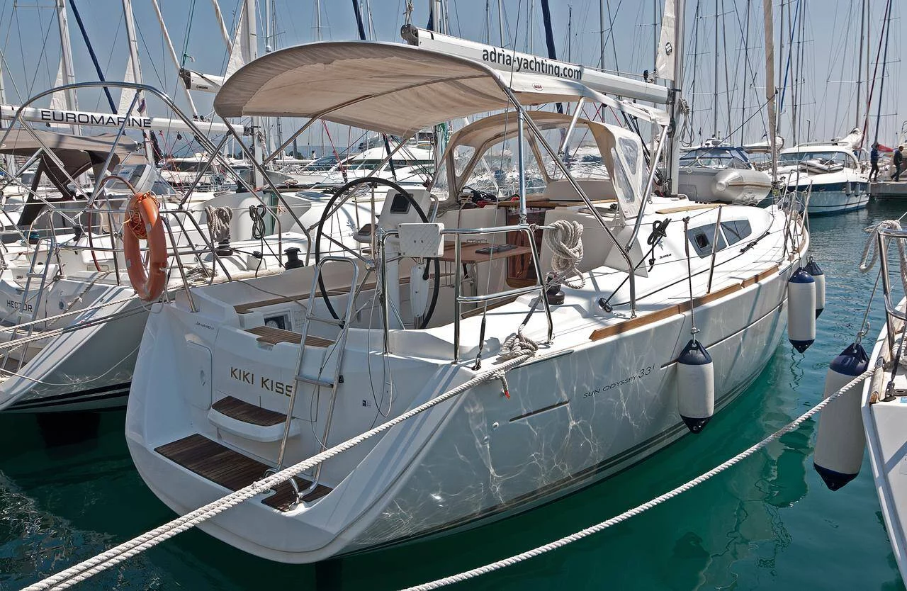 Sun Odyssey 33i (Kiki Kiss)  - 2