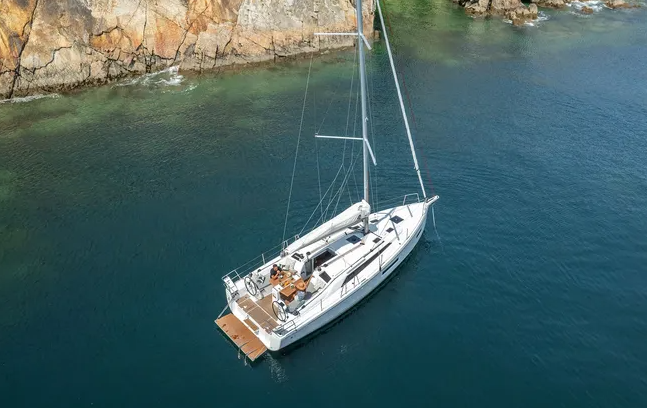 Photo #1 - Oceanis 37.1 (Mercator) en Lefkada - 43192