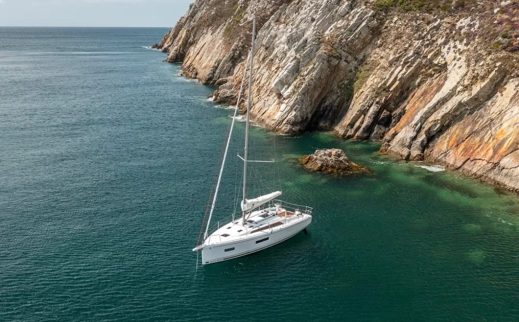 Oceanis 37.1 (Mercator)  - 2