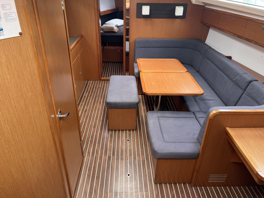 Photo #7 - Bavaria Cruiser 41 - 3 cab. (Nireus) in Lefkada - 43204