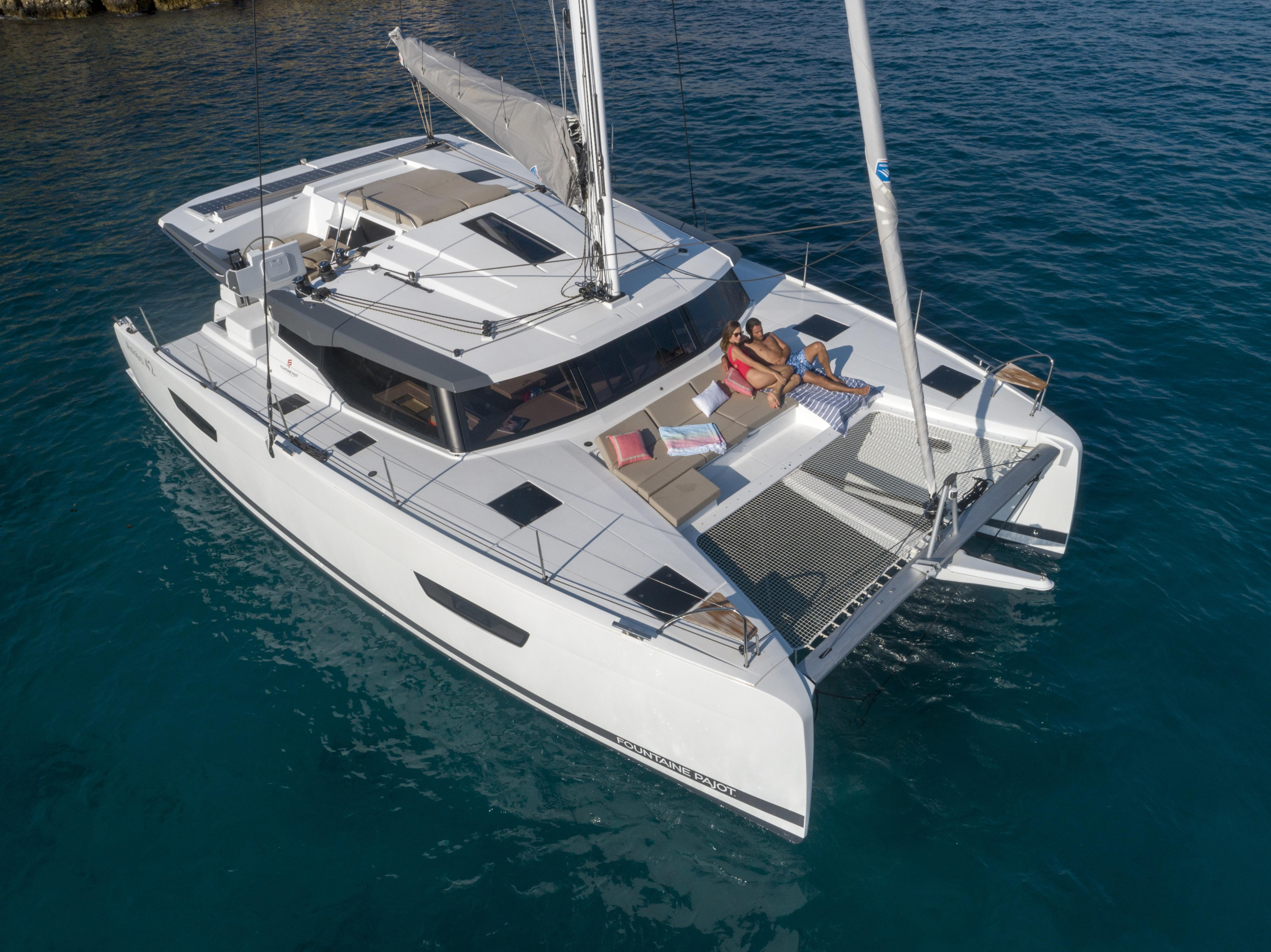 Photo #3 - Fountaine Pajot Astrea 42 - 3 + 1 cab. (Bôrev) en Marseillan - 43205