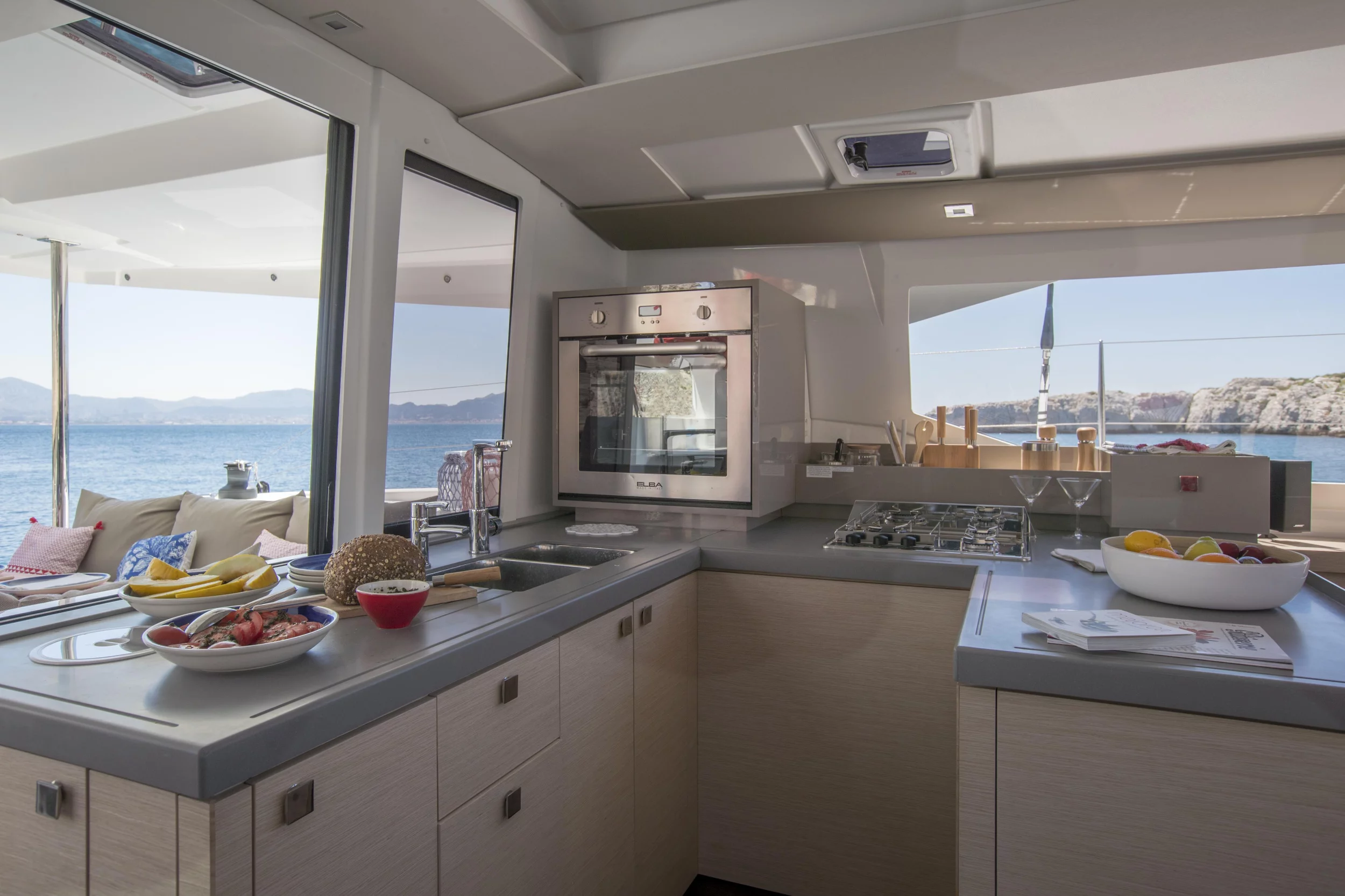Fountaine Pajot Astrea 42 - 3 + 1 cab. (Bôrev)  - 3