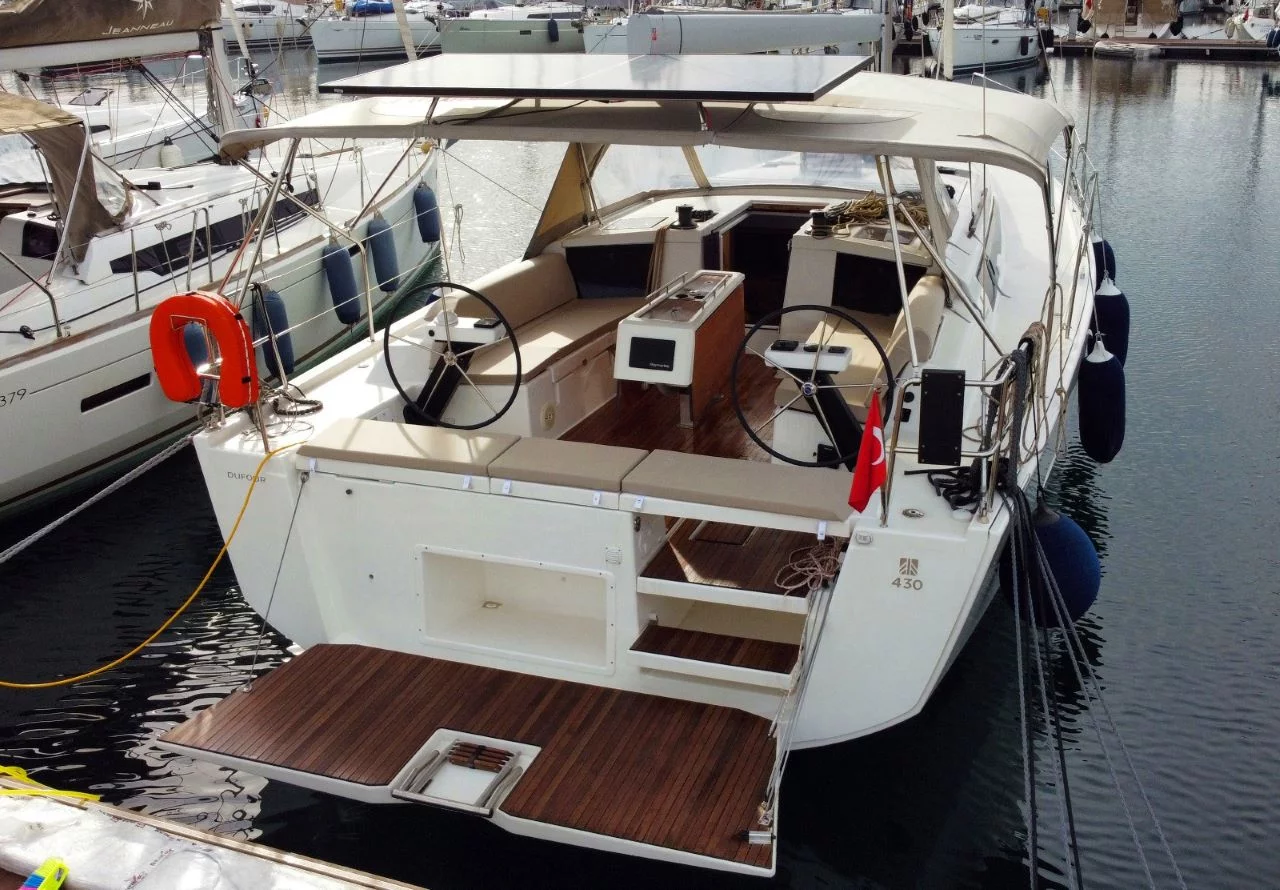 Dufour 430 - 3 cab. (NEXUS)  - 4