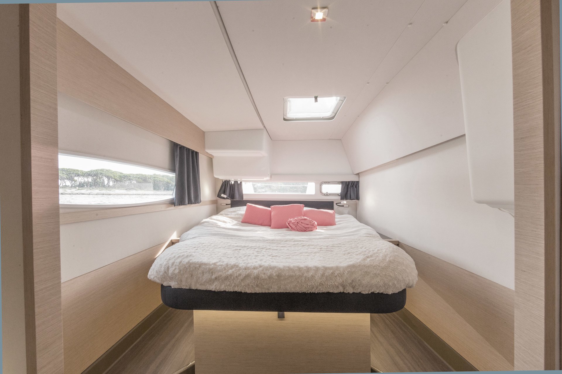 Photo #13 - Helia 44 - 4 cab. (Lounge) in Tivat - 43218