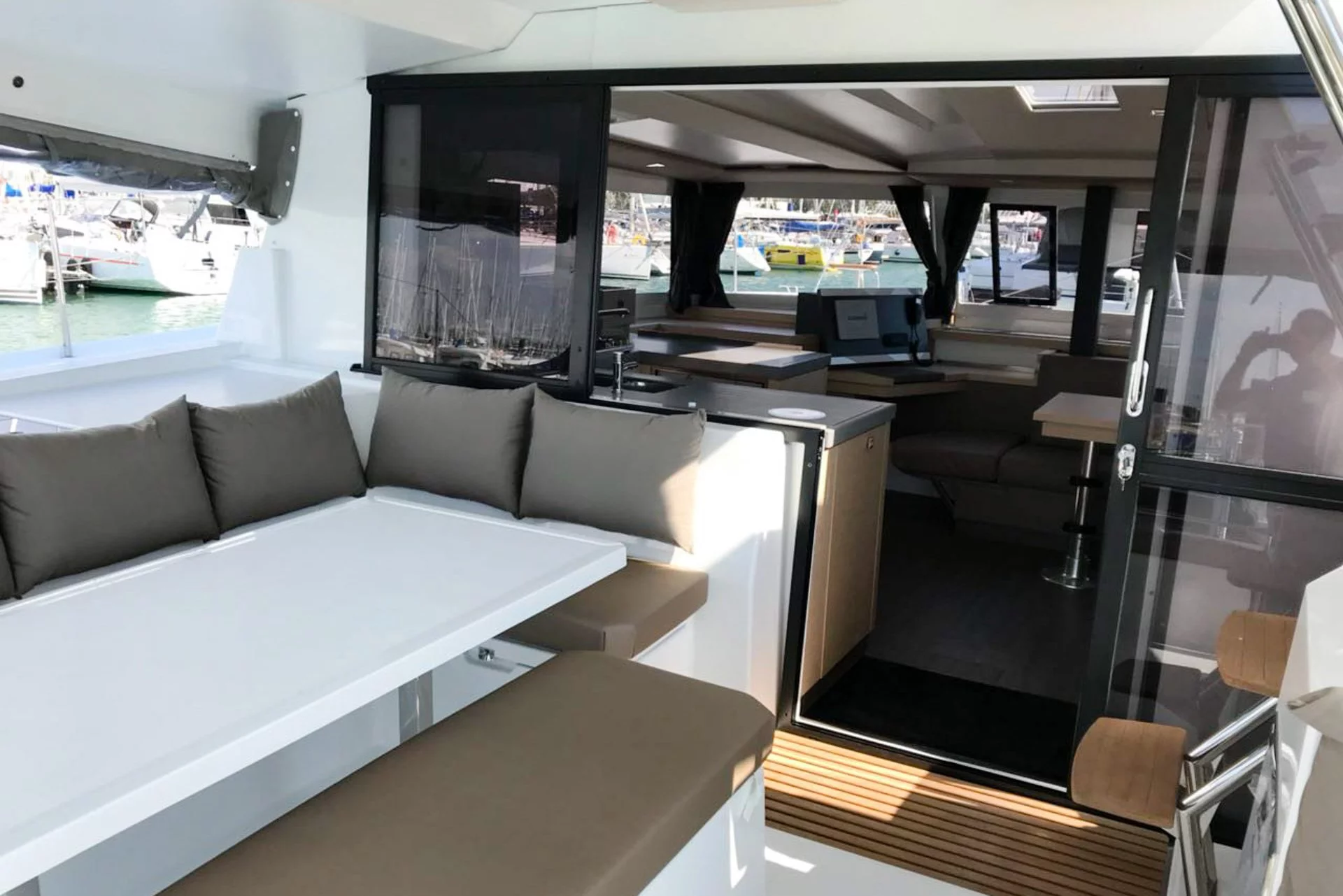 Fountaine Pajot Astrea 42 (Wave)  - 9