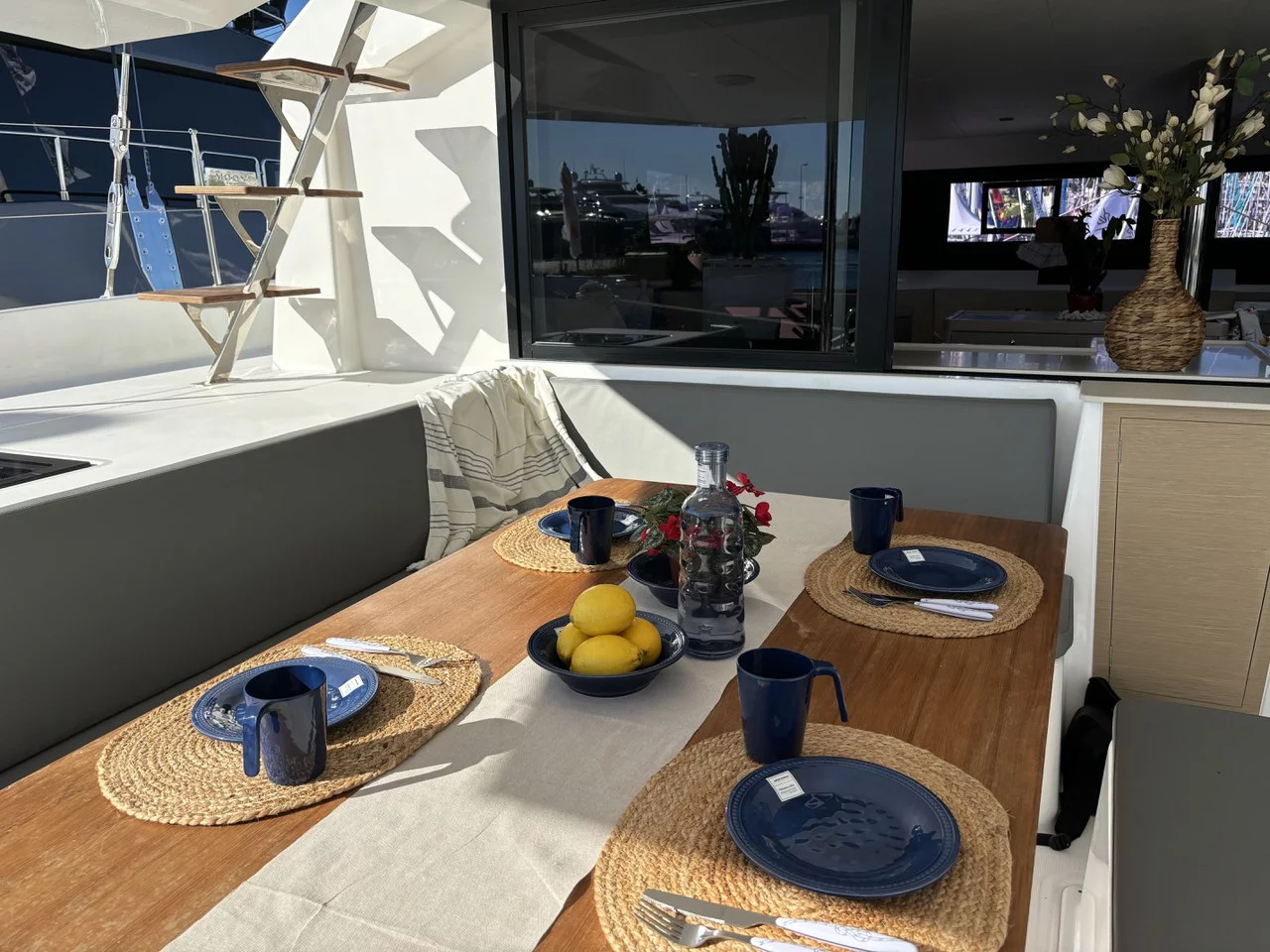 Dufour 48 Catamaran - 5 + 1 cab. (Siente El Mar)  - 3