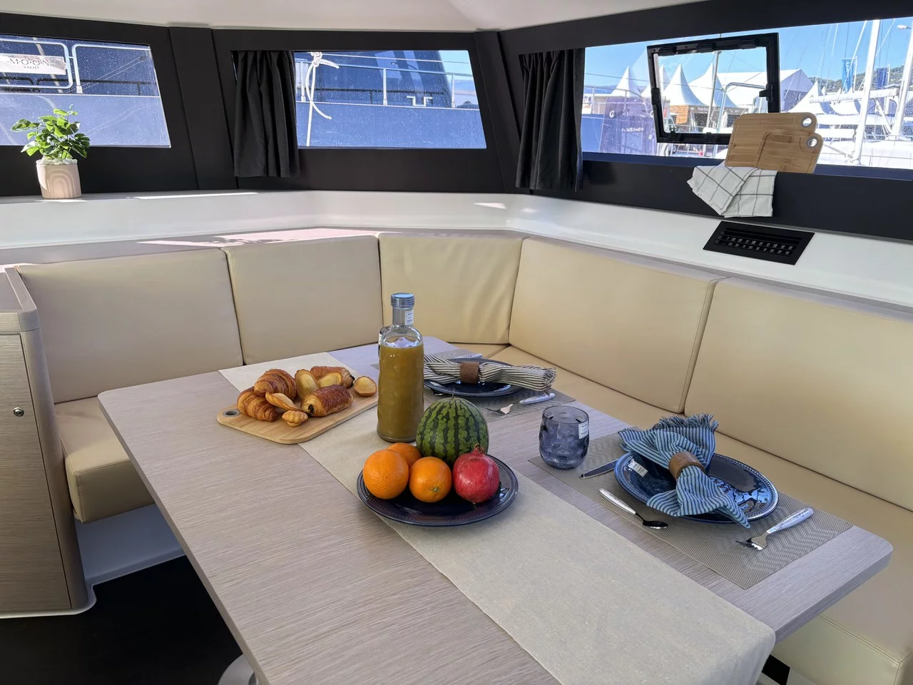 Dufour 48 Catamaran - 5 + 1 cab. (Siente El Mar)  - 7