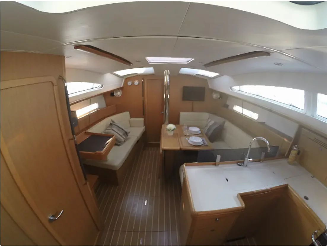 Sun Odyssey 42 DS (Sweet Alis)  - 13