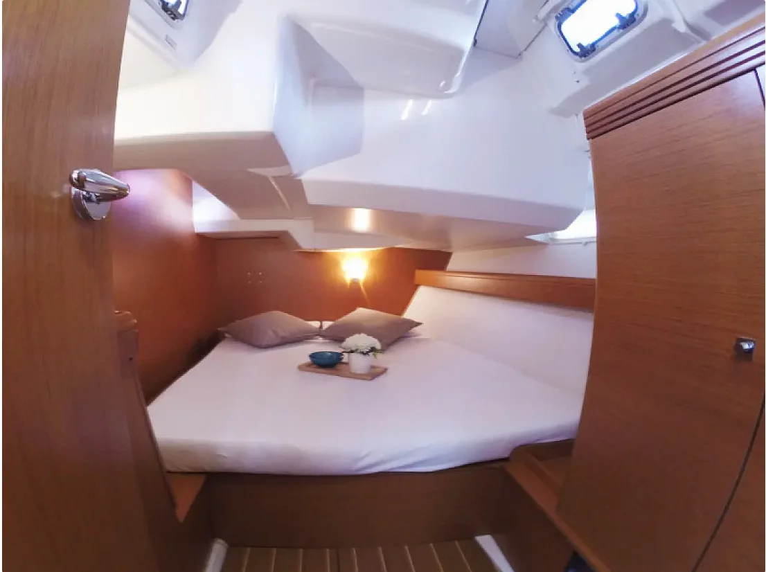 Sun Odyssey 42 DS (Sweet Alis)  - 18