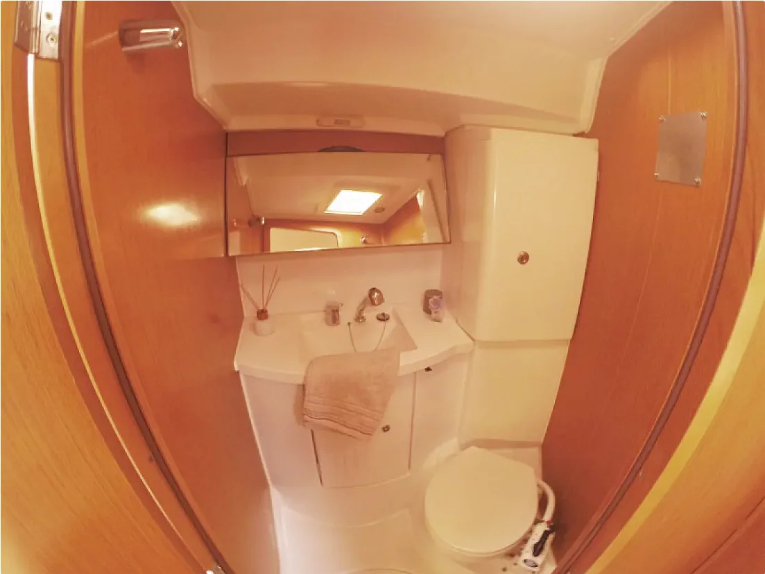 Sun Odyssey 42 DS (Sweet Alis)  - 24
