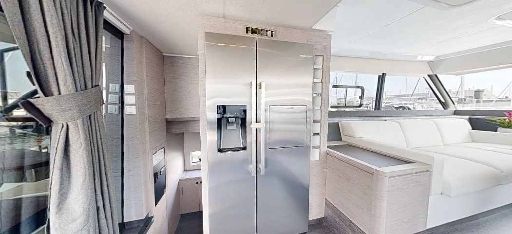 Fountaine Pajot MY6 (La Dolce Vita)  - 11