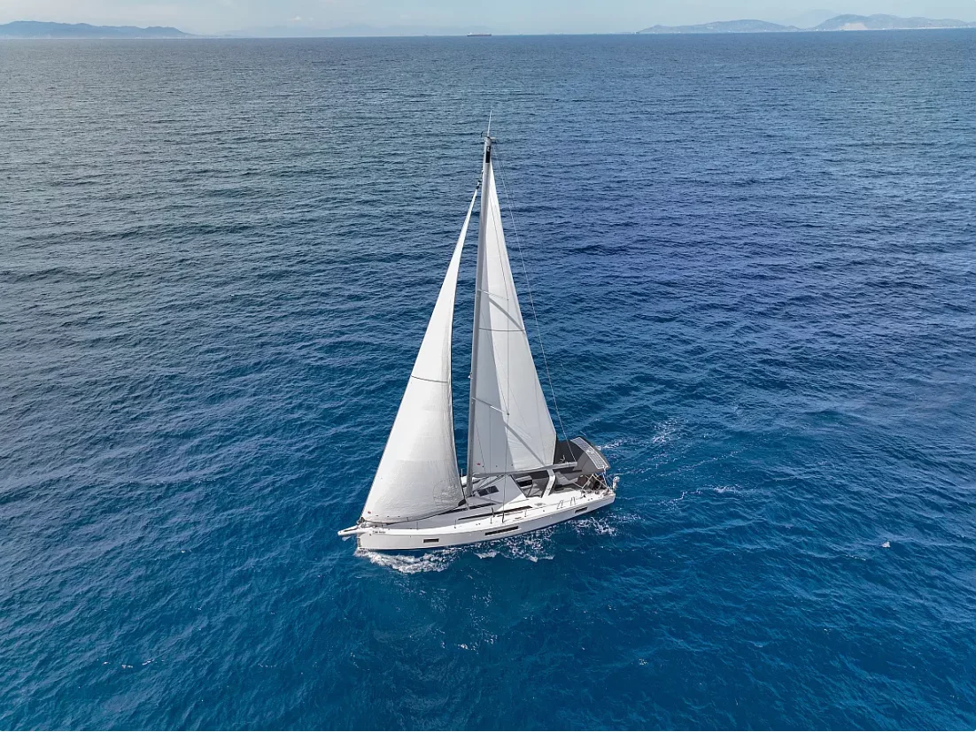 Oceanis 51.1 - 5 + 1 cab. (Bolero)  - 6