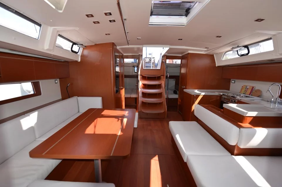 Oceanis 51.1 - 5 + 1 cab. (Bolero)  - 8