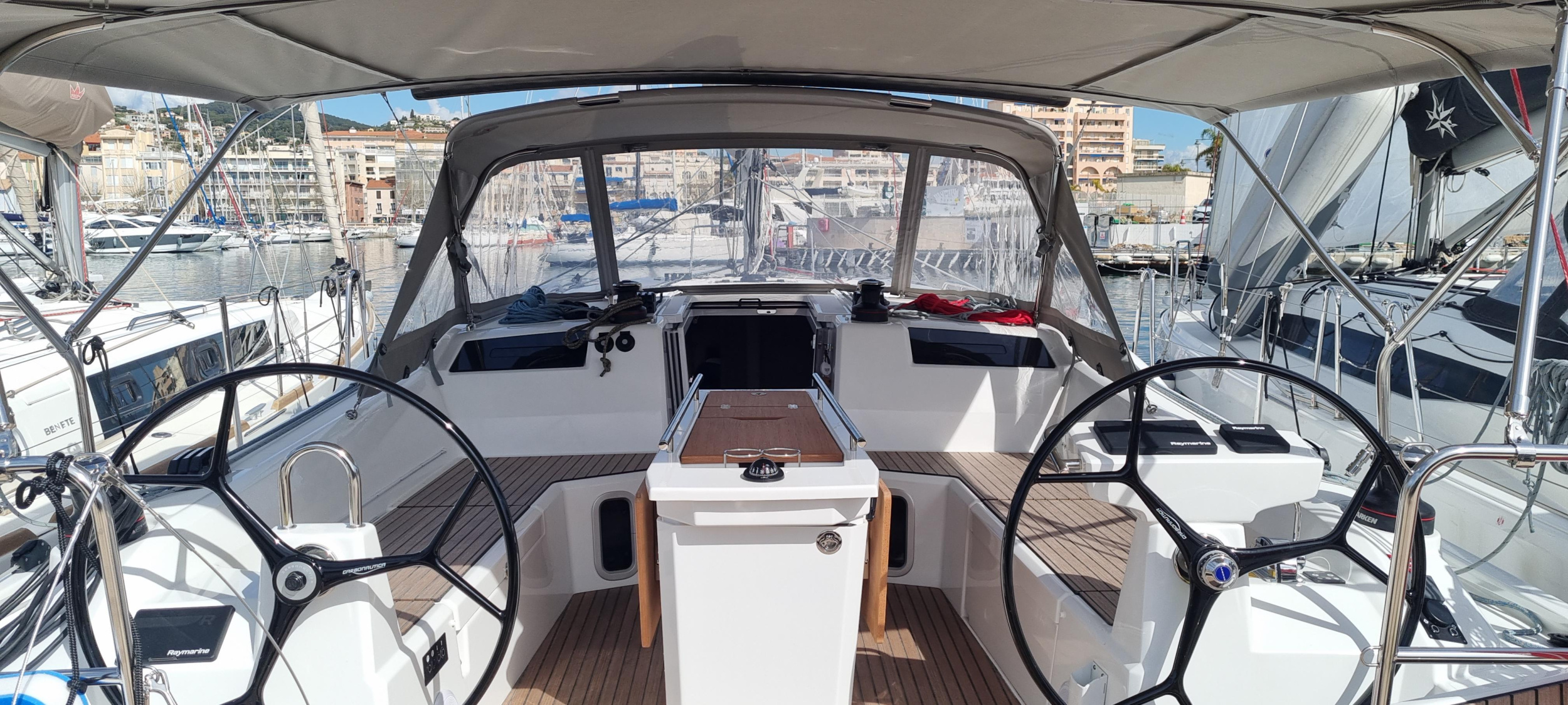 Photo #7 - Oceanis 40.1 - 3 cab. (Kapakap) in Golfe Juan - 43265