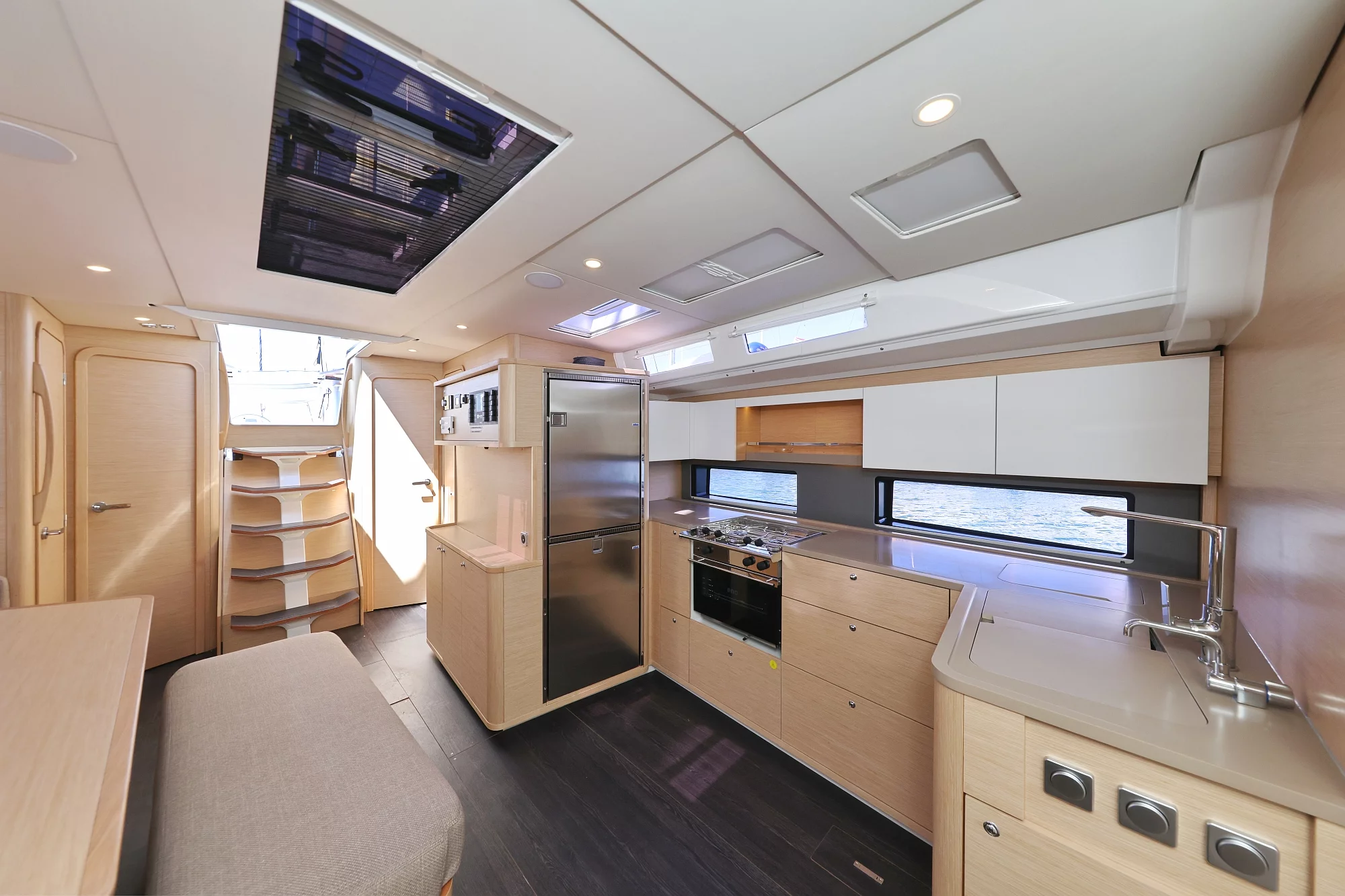 Dufour 48 (Ocean Rose)  - 12