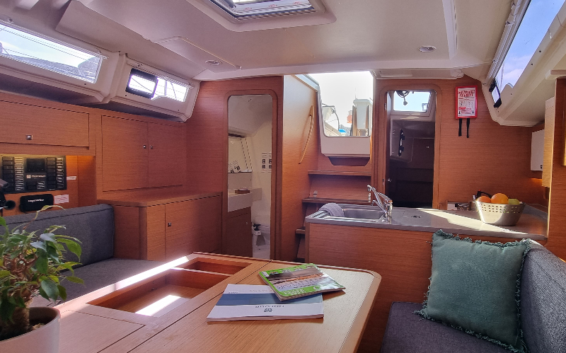 Photo #6 - Dufour 37 - 2 cab. (Vasco) in Golfe Juan - 43272