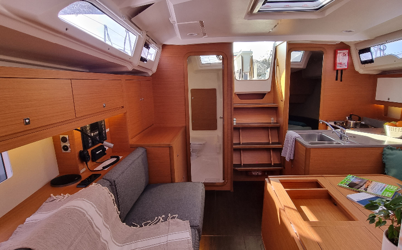 Photo #7 - Dufour 37 - 2 cab. (Vasco) in Golfe Juan - 43272
