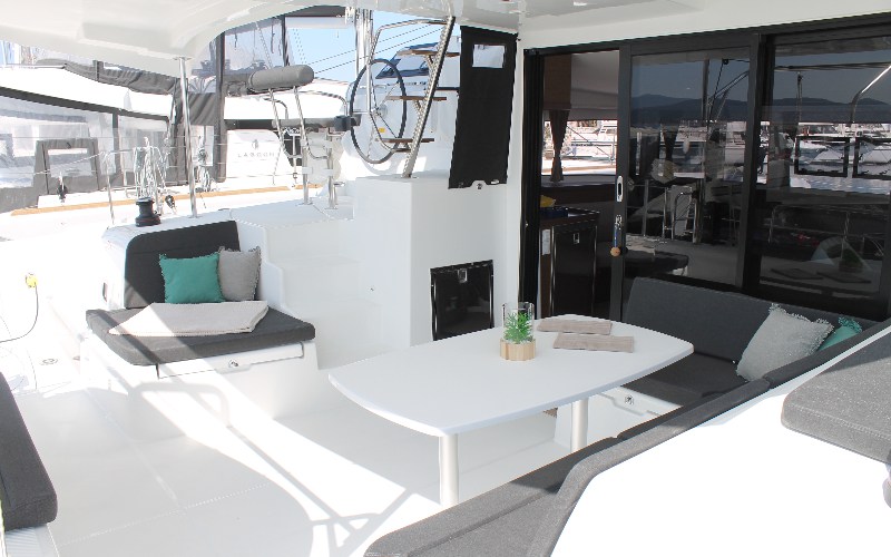 Photo #6 - Lagoon 42 - 4 + 1 cab. (Double Trouble) in Saint Raphael - 43277