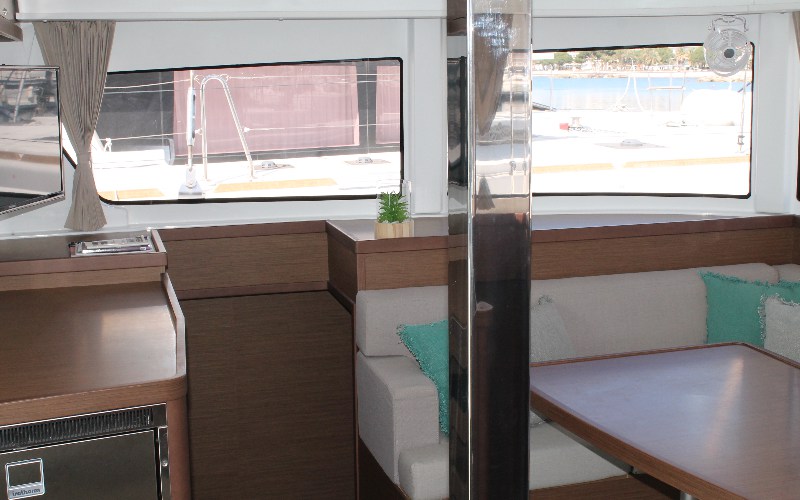 Photo #9 - Lagoon 42 - 4 + 1 cab. (Double Trouble) in Saint Raphael - 43277