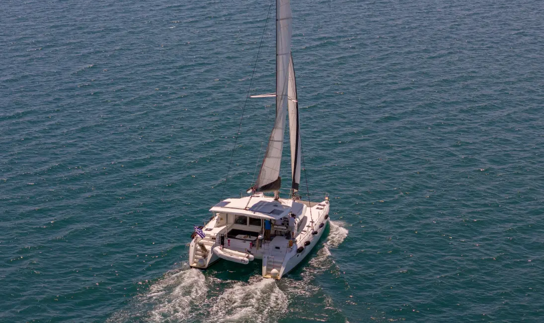 Photo #3 - Lagoon 420 - 4 + 1 cab. (Amelia) en Volos - 43278