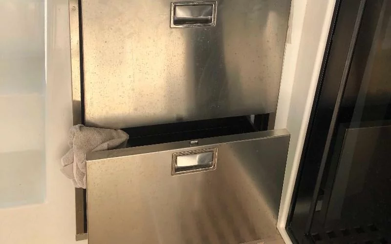 Lagoon 42 - 3 + 1 cab. (Aventura)  - 15