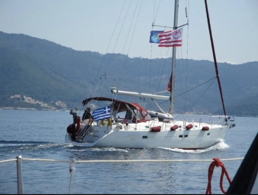 Photo #4 - Oceanis Clipper 411 - 4 cab. (Erika) in Volos - 43280