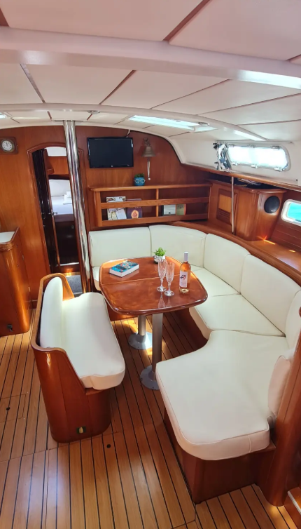 Photo #8 - Oceanis Clipper 411 - 4 cab. (Erika) in Volos - 43280