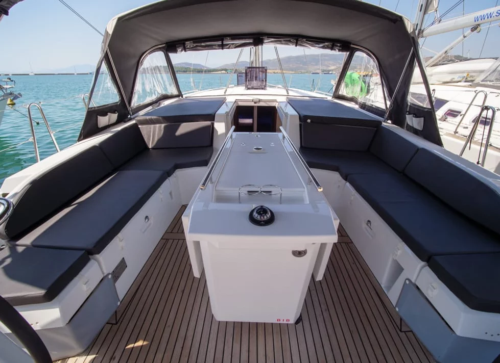 Oceanis 46.1 (Layla)  - 3