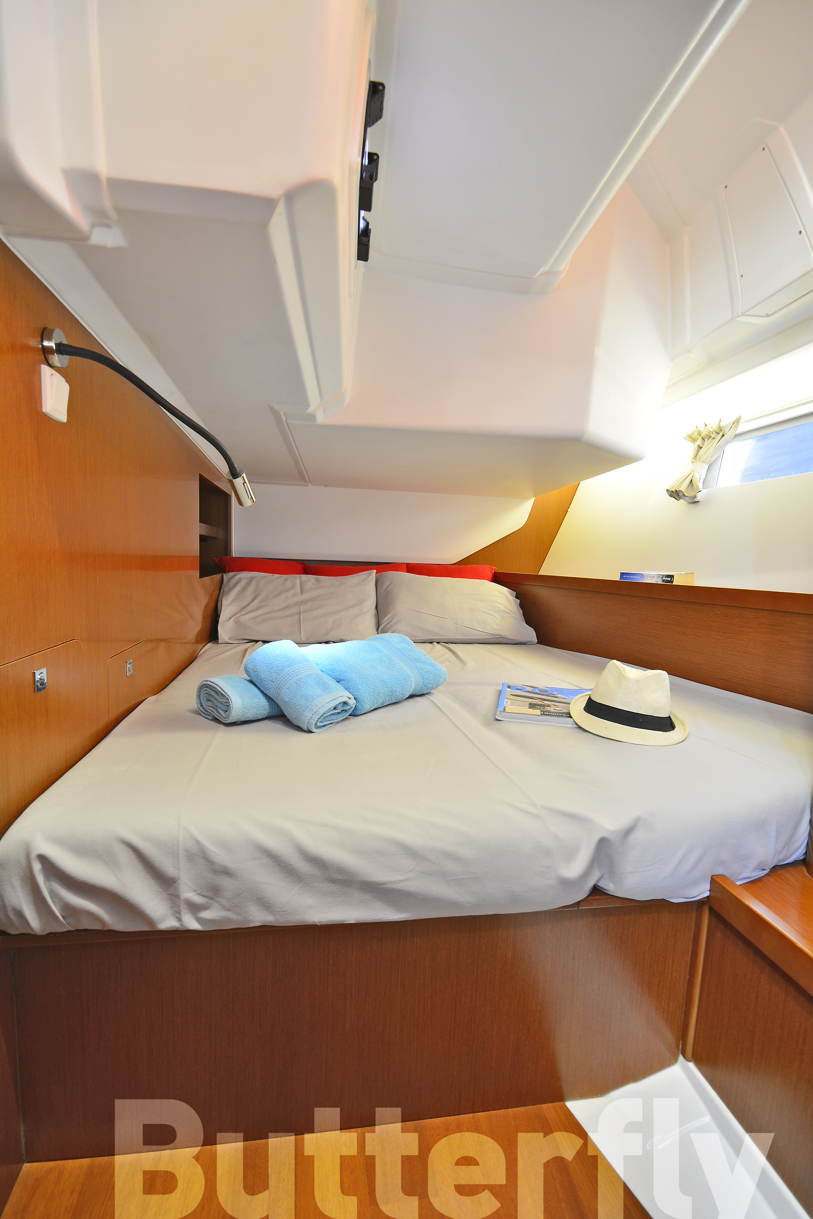 Photo #5 - Oceanis 45 - 4 cab. (Butterfly) en Kos - 43371
