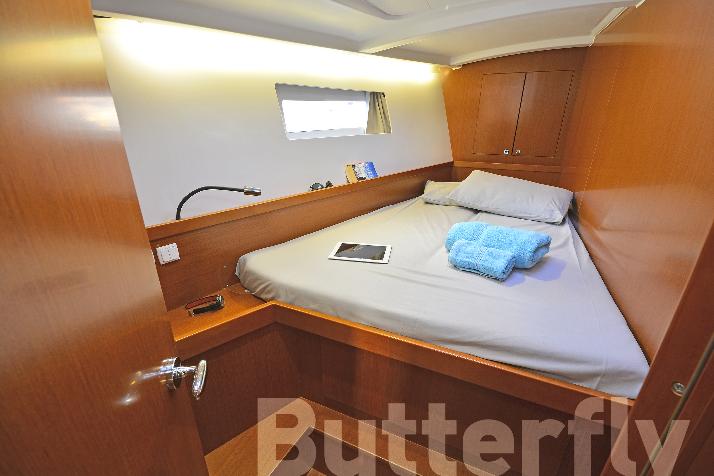Photo #8 - Oceanis 45 - 4 cab. (Butterfly) en Kos - 43371