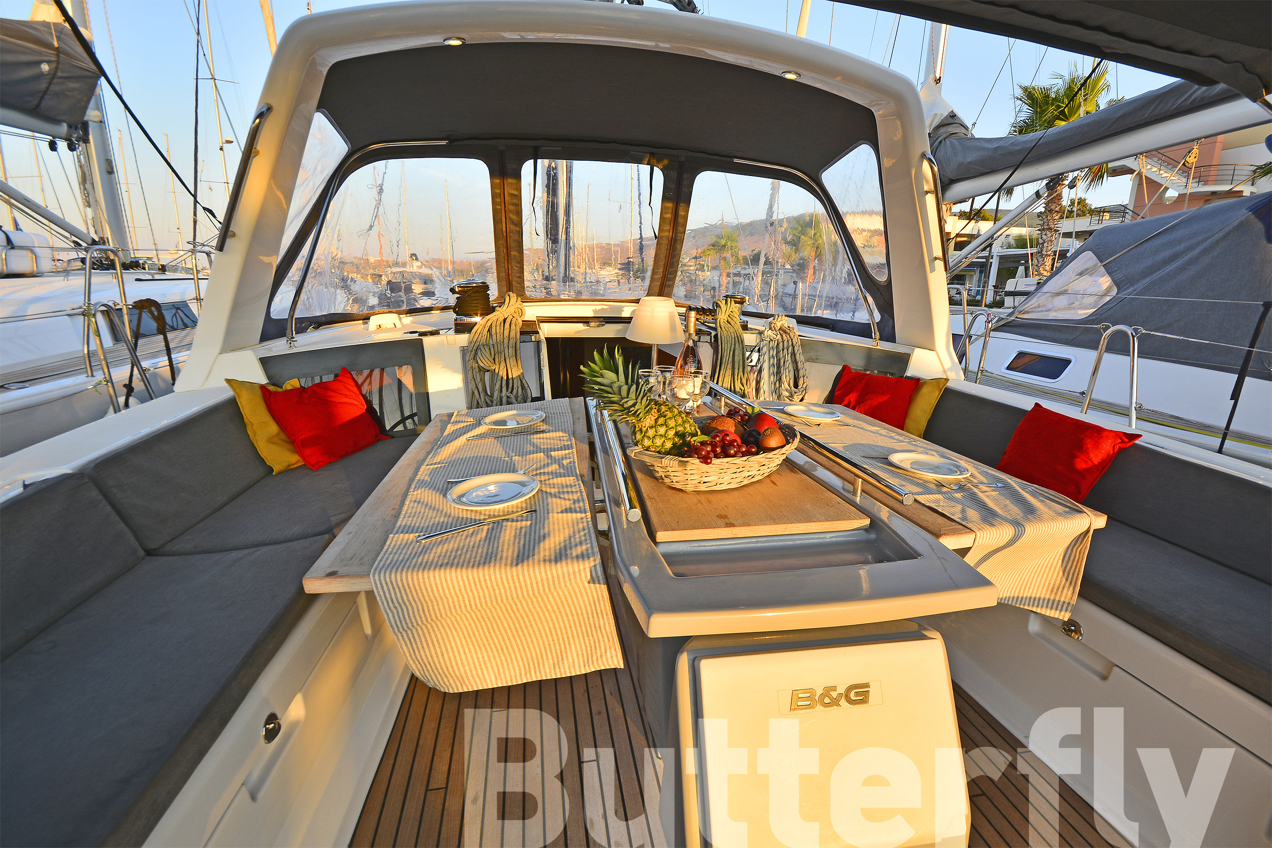 Photo #13 - Oceanis 45 - 4 cab. (Butterfly) en Kos - 43371