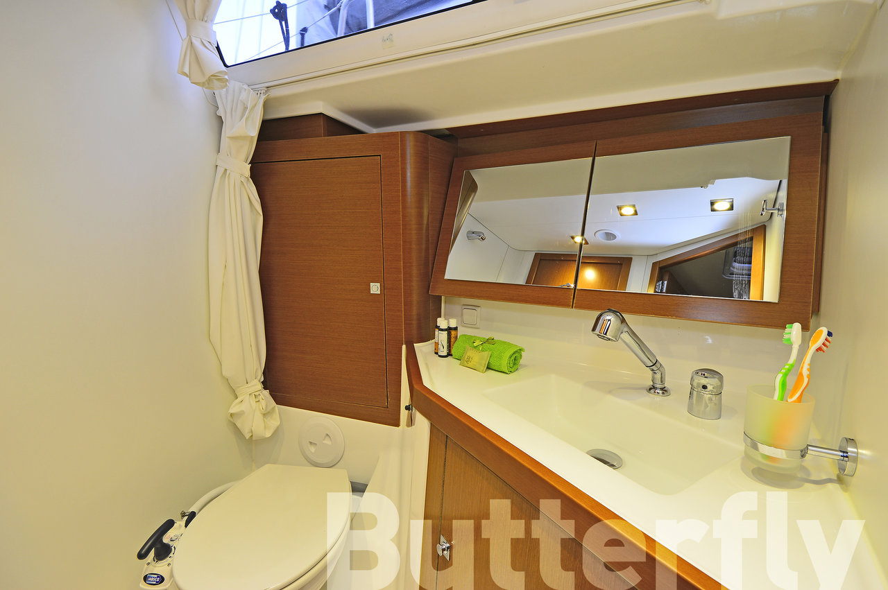 Photo #36 - Oceanis 45 - 4 cab. (Butterfly) en Kos - 43371