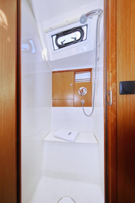 Photo #41 - Bavaria Cruiser 46 - 4 cab. (Attalya 1) en Biograd - 43385