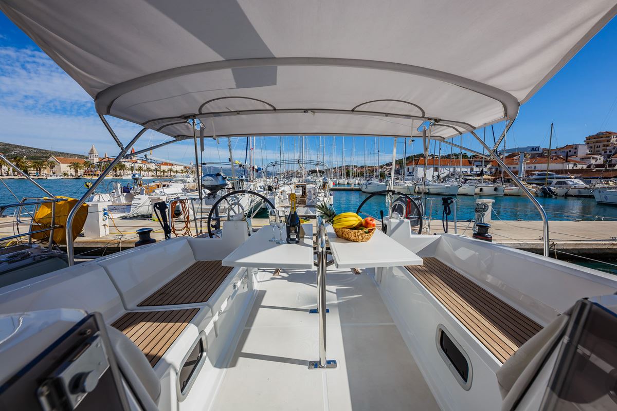 Photo #6 - Oceanis 38.1 (Obsession) in Dubrovnik - 43402