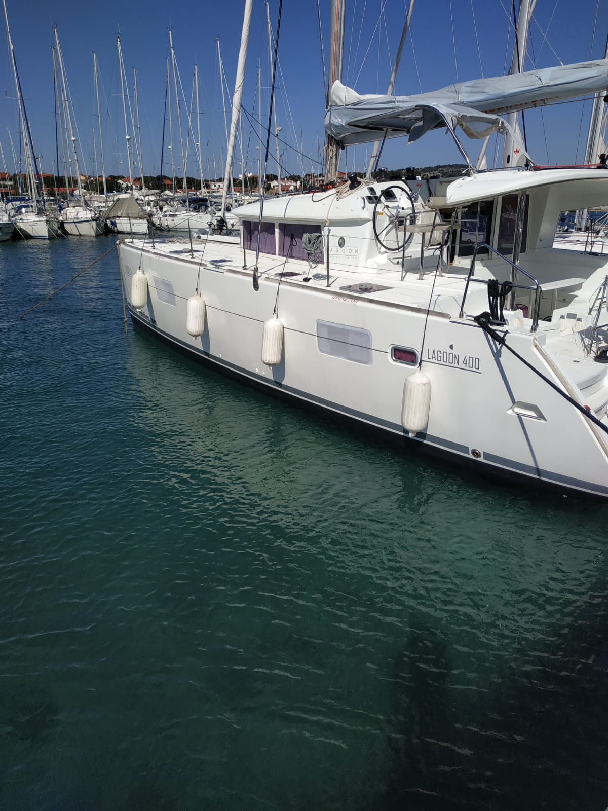Photo #9 - Lagoon 400 - 4 + 2 cab. (Atlantic) in Pomer - 43407