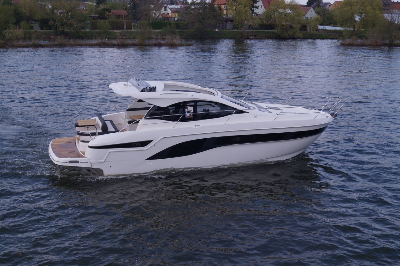 Photo #7 - Bavaria SR41 (Ivana) en Trogir - 43408